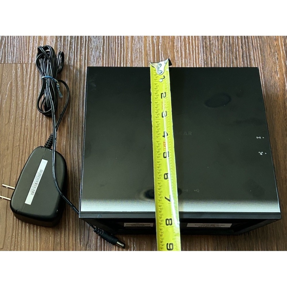 Netgear R6200v2 w/power supply R6200 Smart WiFi Router Bundle - Picture 14 of 16
